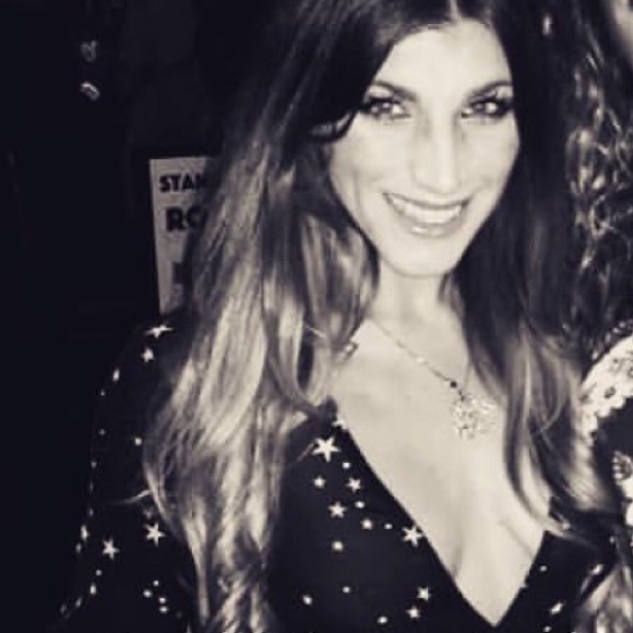 Meet your Posher, Heather - Picture 4 of 4